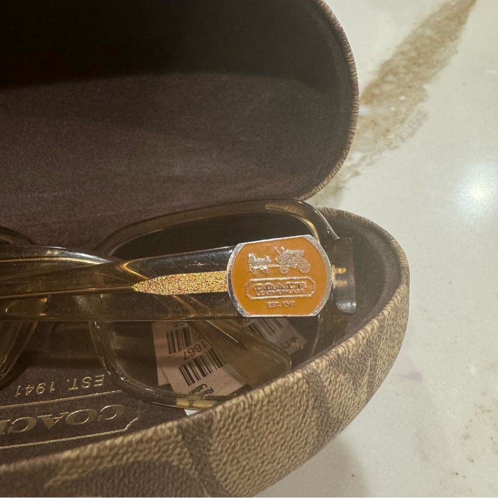 Coach Sunglasses with Case - Picture 3 of 5